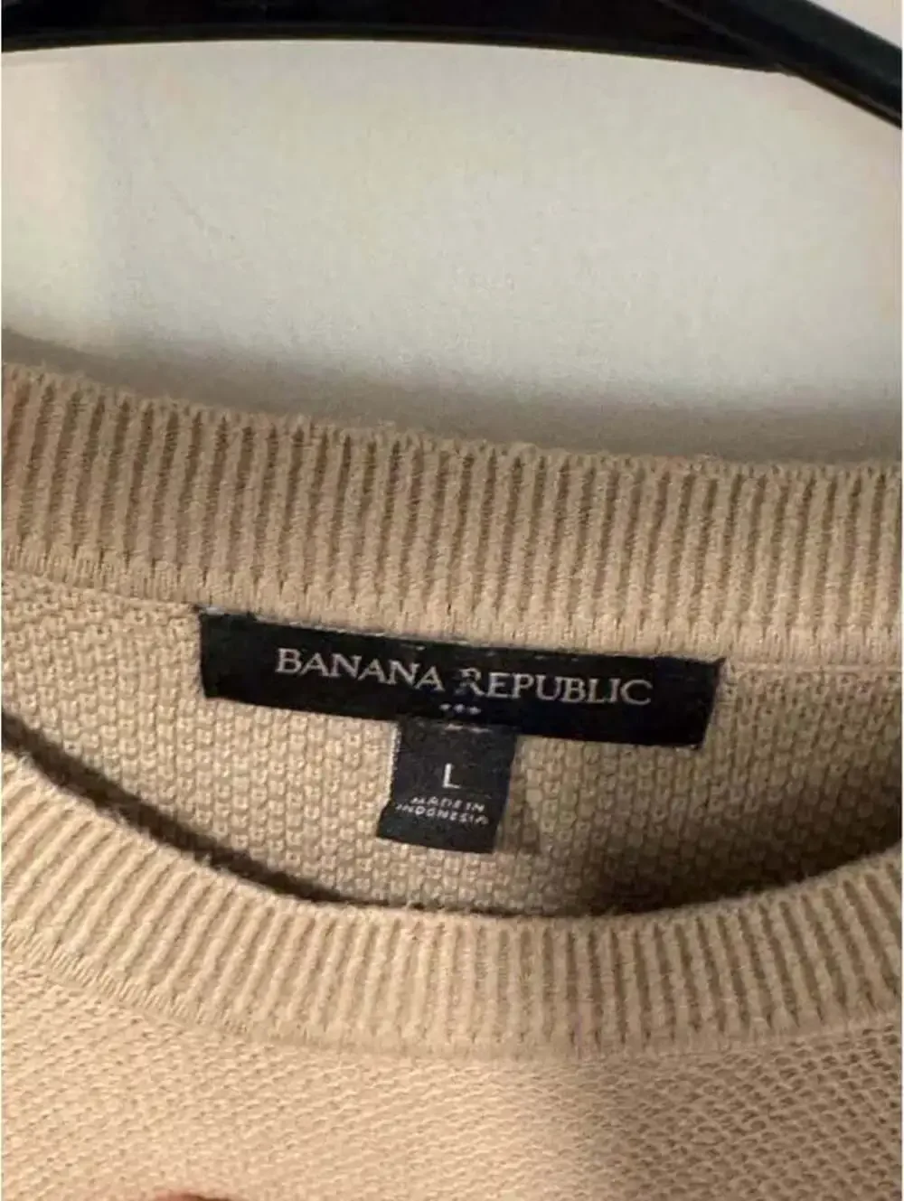 Large Banana Republic Sweater